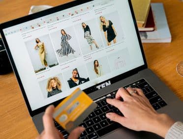 Illustration for How to Build a Scalable E-commerce Platform for Your Business